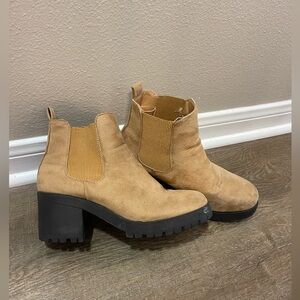 Women’s Brown Ankle Boots Size 9